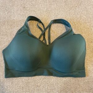 PINK Victoria's Secret Medium Impact Sports Bra